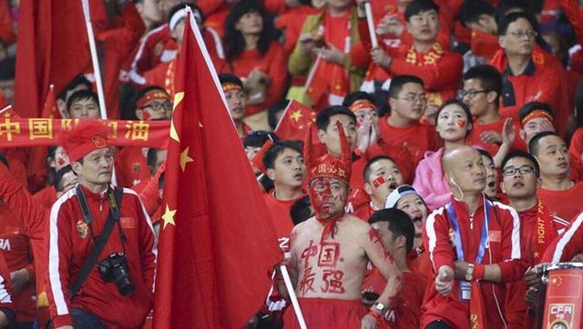 据了解，徒手攀岩（FREE SOLO）由于其对攀岩者生理和心理的极限挑战，以及超过50%的死亡率，位居世界十大极限运动之首